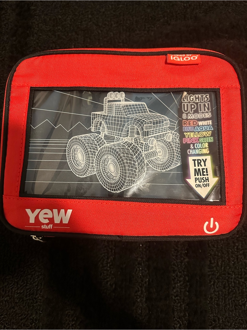 Igloo Red Travel Light-Up Kids Lunch Box